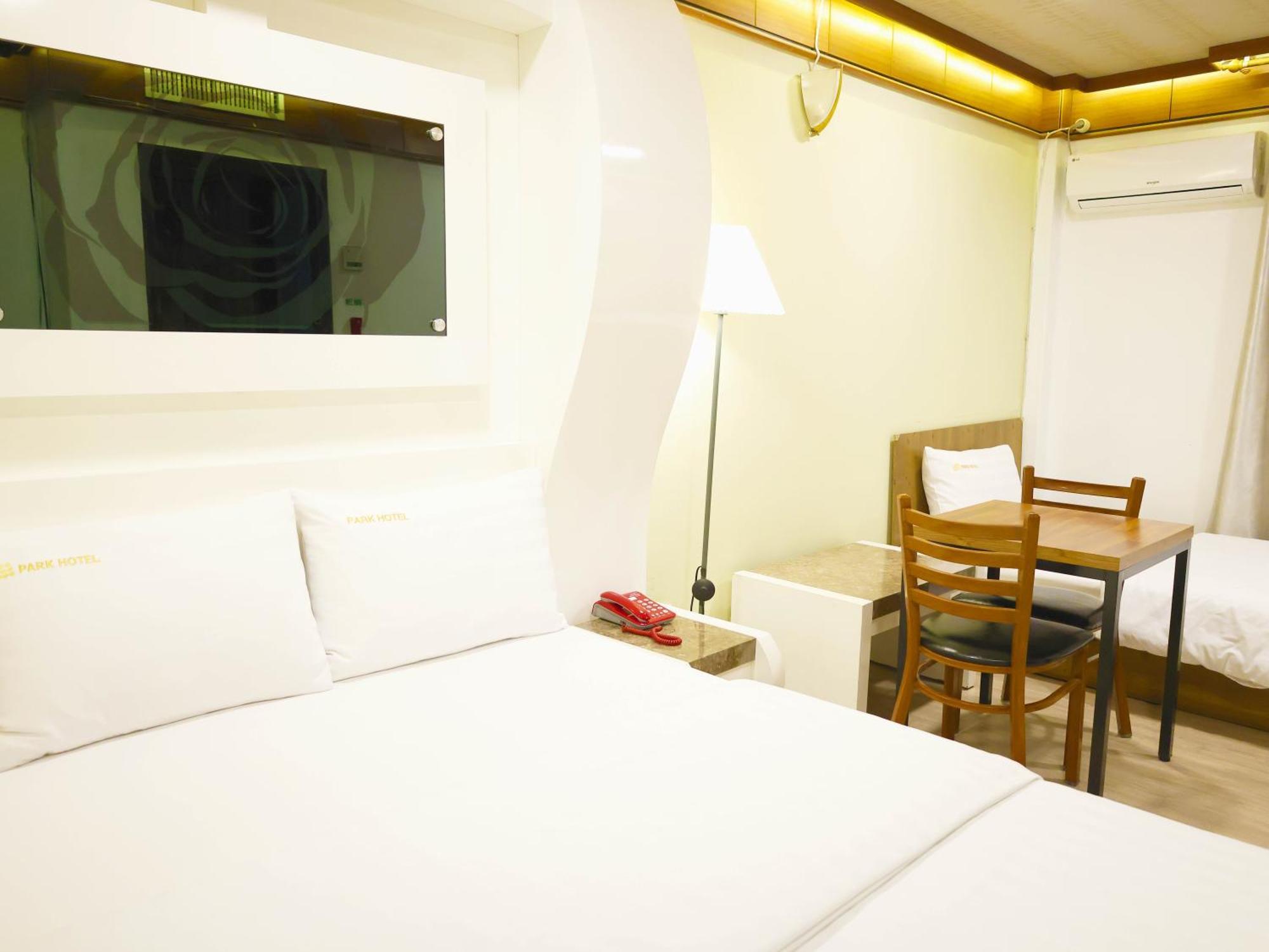 Goodstay Andong Park Hotel Екстер'єр фото